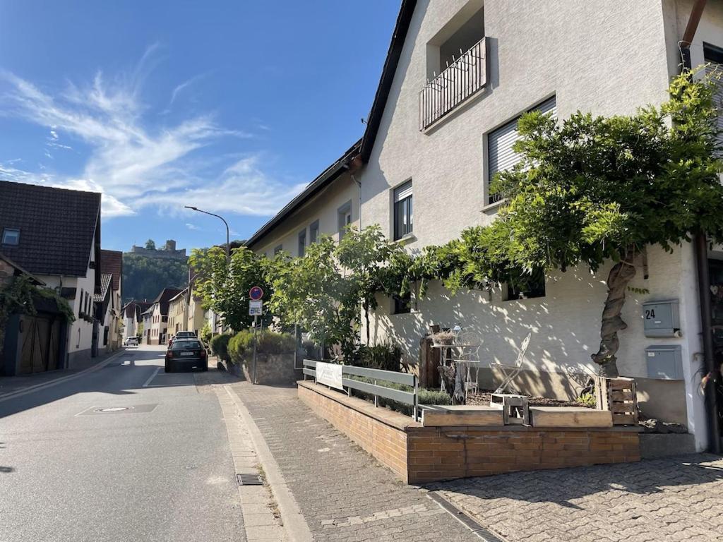 Modern Holiday Apartment In The Heart Of Klingenmuenster Exterior photo